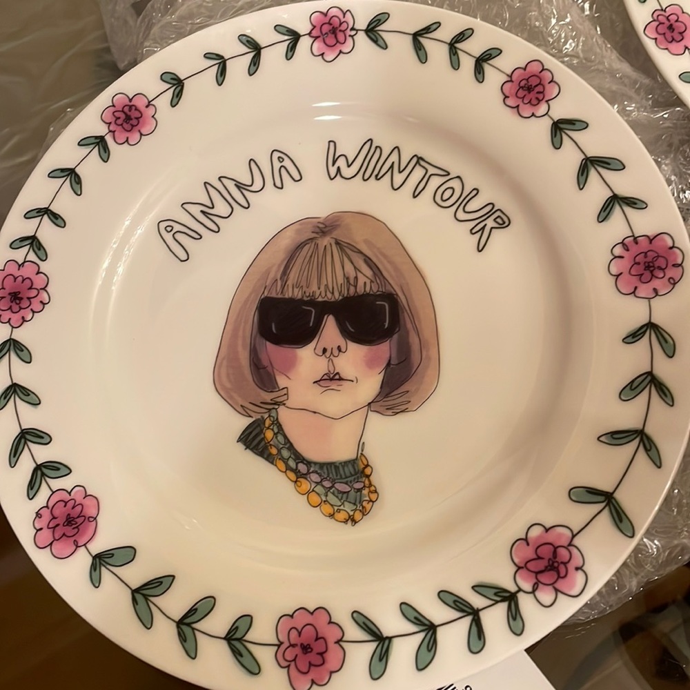 SALE‼️NEW Anna Wintour Designer Porcelain